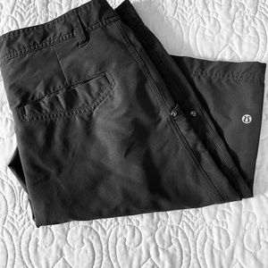 Lululemon Men’s size 34 shorts